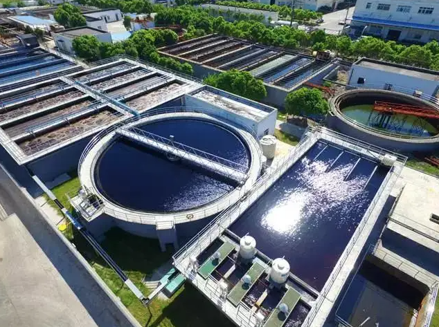 (圖:反滲透水處理廠泡沫池)