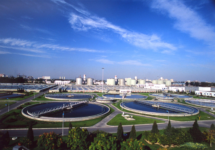 (圖:曝氣池污水處理廠)