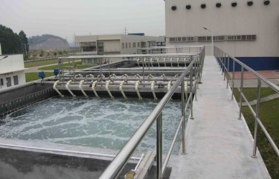 (造紙廠水處理消泡劑應(yīng)用場(chǎng)景)